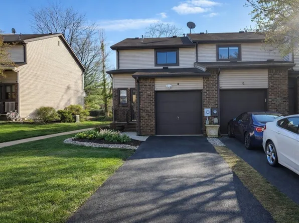 8 Chelsea Cir, Raritan Twp., NJ 08822