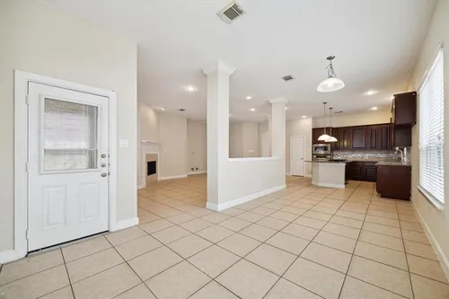910 Floriencia St Photo 1