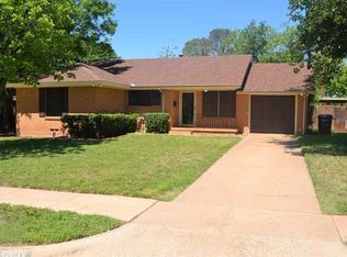 4810 Earl St, Wichita Falls, TX 76302