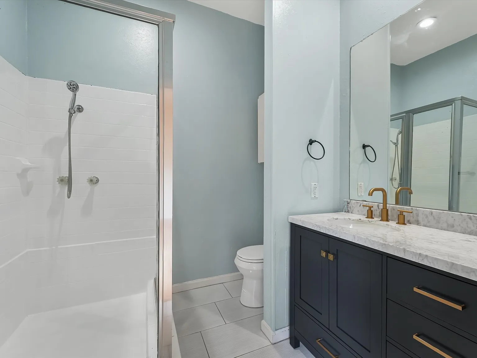 2 bed, 1208 sqft, $1,725 — Photo 3