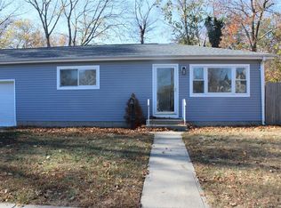 476 S Ocean Ave, Patchogue, NY 11772