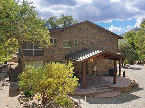 2611 N Kenwood Pass Rd, Dewey, AZ 86327