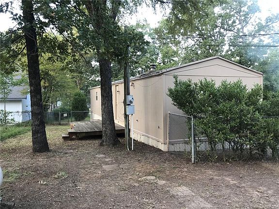 4th image of 11143 Lakeside Ln