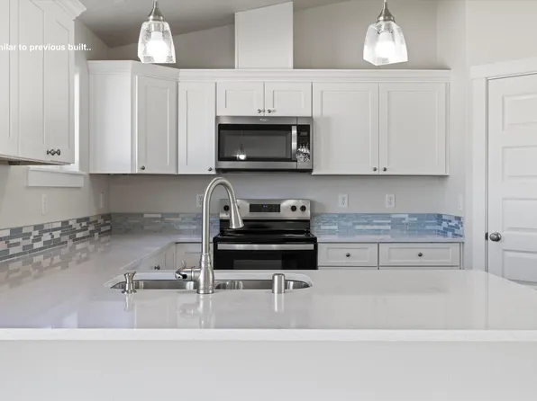 207 Luli St, Grandview, WA 98930