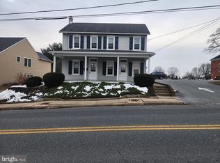 123 N 11th St, Akron, PA 17501