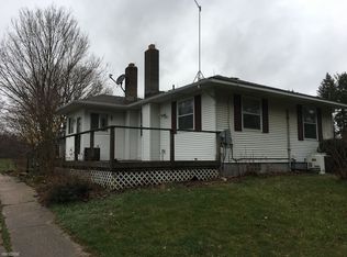 9200 Schrepfer Rd, Howell, MI 48855