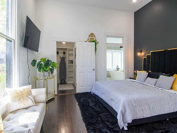 Master Bedroom en suite