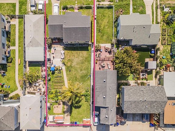 3rd image of 4648 Point Loma Ave