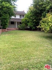 2nd image of 440 25th St