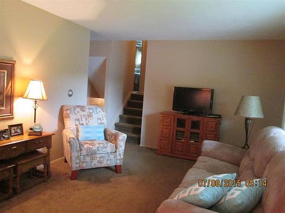 3rd image of 52555 Brighton Park