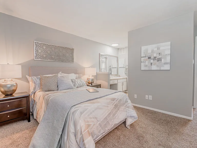 Pinehurst Place Apartments — Photo 12