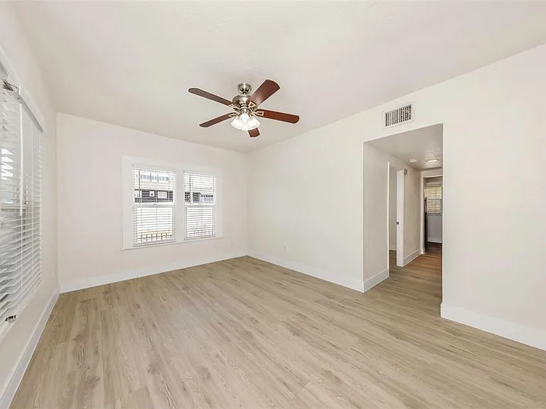 779 4th Ave N #1 — Photo 7