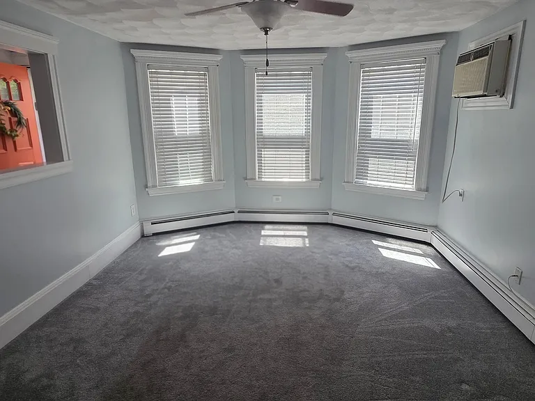 50 Walnut St #1 — Photo 4