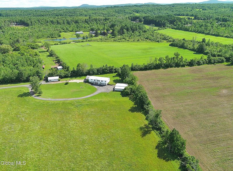 2nd image of 204 Devenpeck Road