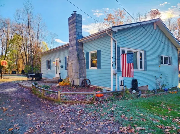 158 Indian Point Street, Newport City, VT 05855