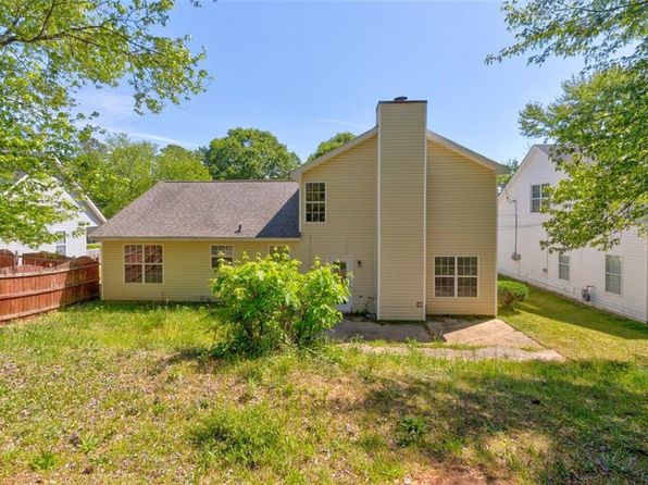 6396 Phillips Ct, Lithonia, GA 30058