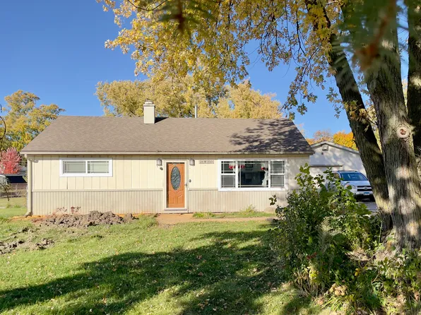 26W350 Saint Charles Rd, Carol Stream, IL 60188