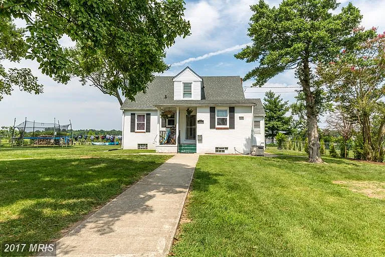102 Granada Rd photo 1