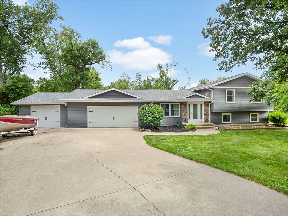 4090 W Valley Dr, Cedar Rapids, IA 52411 MLS 2304664 Zillow