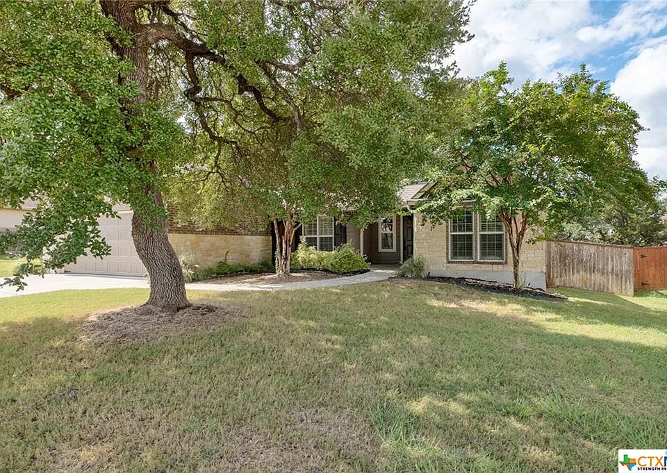 1st image of 3025 Bent Tree Dr