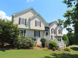 223 Taylors Farm Dr, Canton, GA 30115