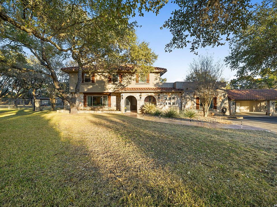 2nd image of 5678 Circle Oak