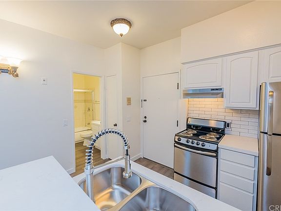 4th image of 20234 Cantara St Unit 338