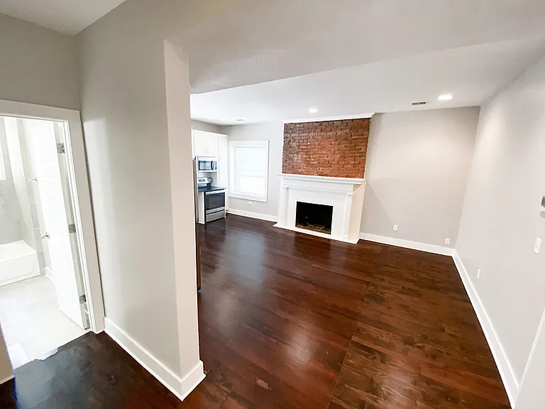 3726 Washington | Charming Updated Apartment — Photo 46