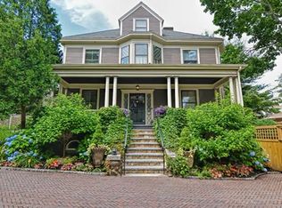 83 Governors Ave, Medford, MA 02155