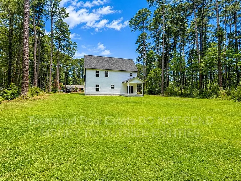 621 Blawell Cir — Photo 3