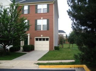 14245 Glade Spring Dr, Centreville, VA 20121