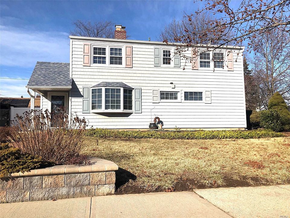 1st image of 65 Grey Ln