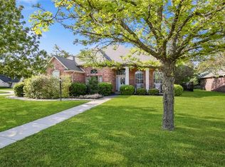 126 Hummingbird Ln, Justin, TX 76247