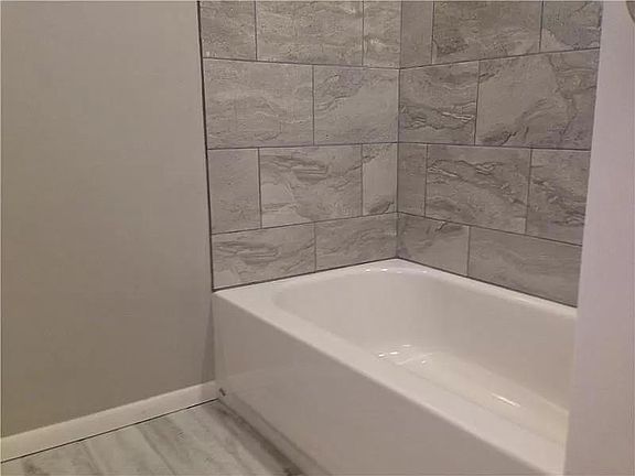 4th image of 0 N West St #59