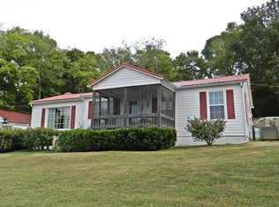 272 Peach Valley Rd, Gallatin, TN 37066