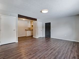 722 Collins Ave #F, Marysville, OH