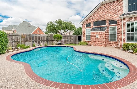 4th image of 173 Bricknell Ln