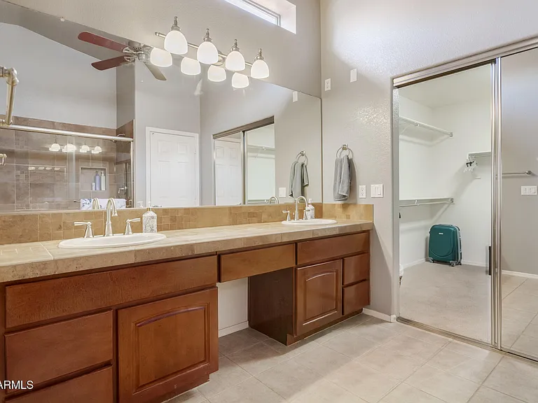 9637 E Sundune Dr — Photo 18