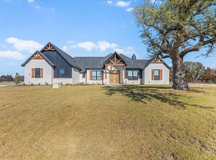 1019 Twin Creeks Dr, Weatherford, TX 76088
