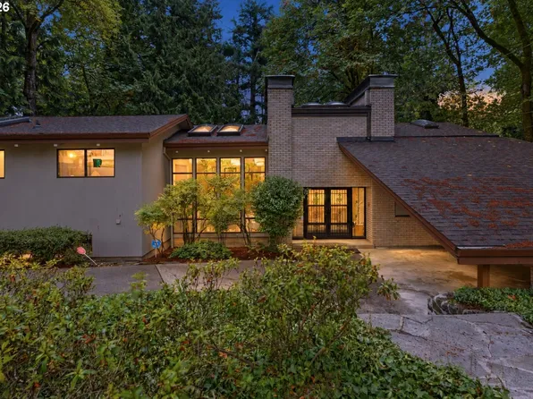 15300 SE Minerva Rd, Milwaukie, OR 97267