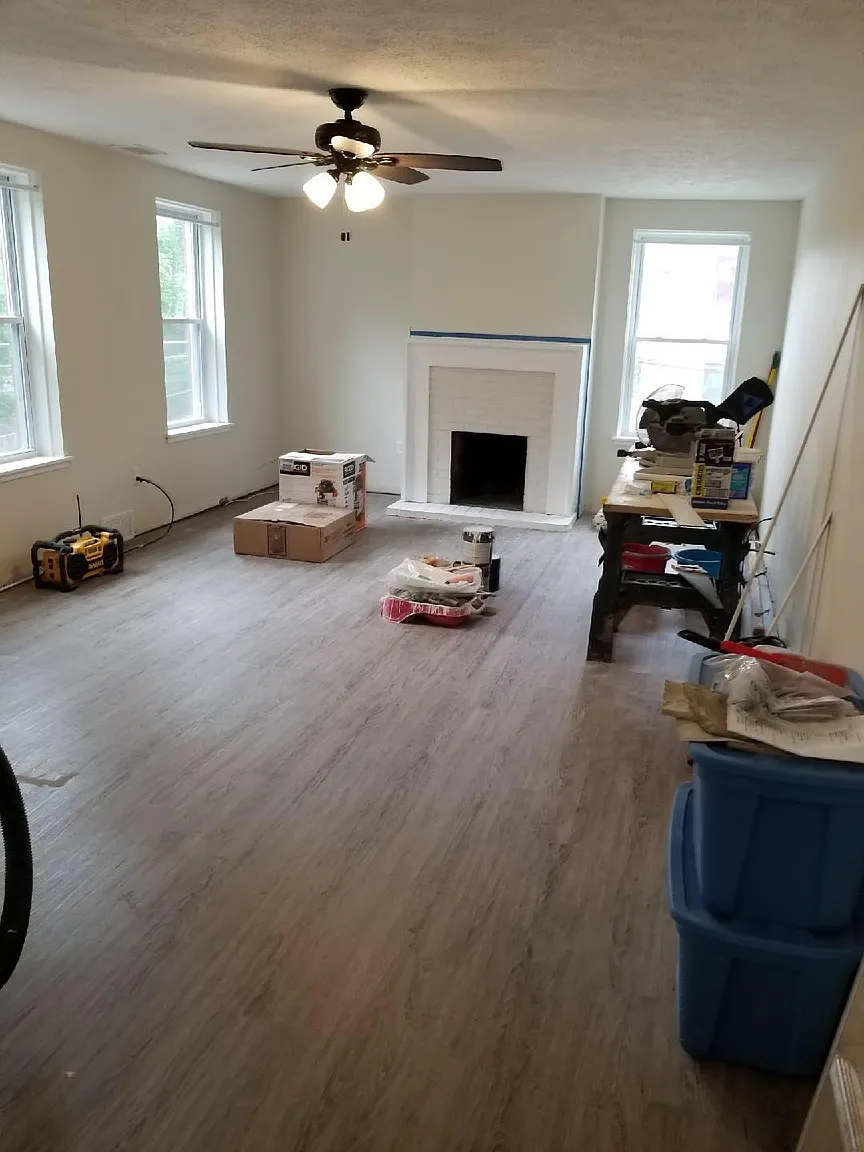 1301 W North Ave photo 1