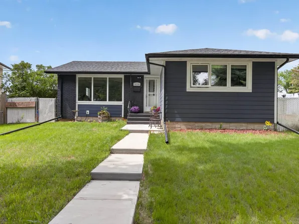 14708 65th St NW, Edmonton, AB T5A 2E1