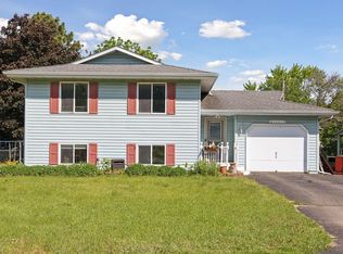 16419 Genesee Ct W, Rosemount, MN 55068