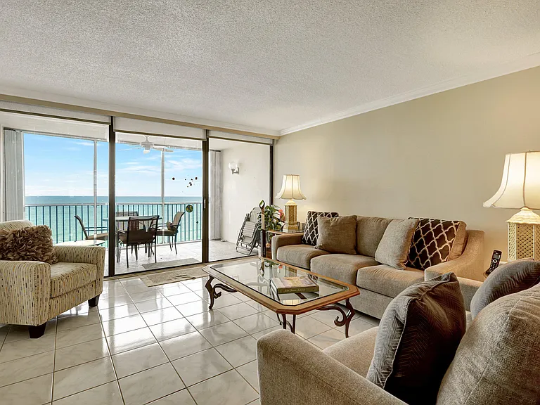 840 Ocean Dr #806 — Photo 26