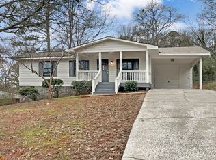 96 Pine Forest Rd, Cartersville, GA 30120