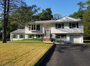 8 Ash St, Eatontown, NJ 07724