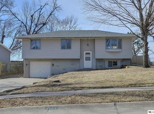 11904 N 157th St, Bennington, NE 68007