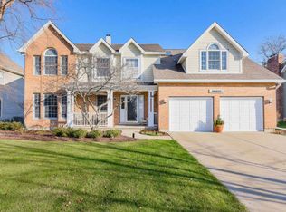1N031 Partridge Dr, Carol Stream, IL 60188