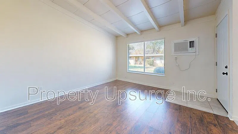 2804 Orange Ave — Photo 2