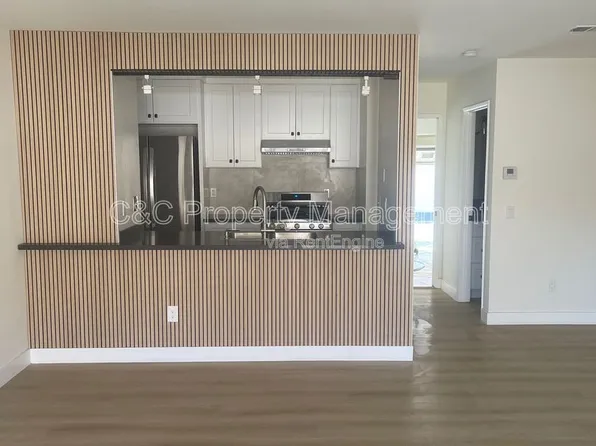 2061 S Magnolia Ave, Ontario, CA 91762